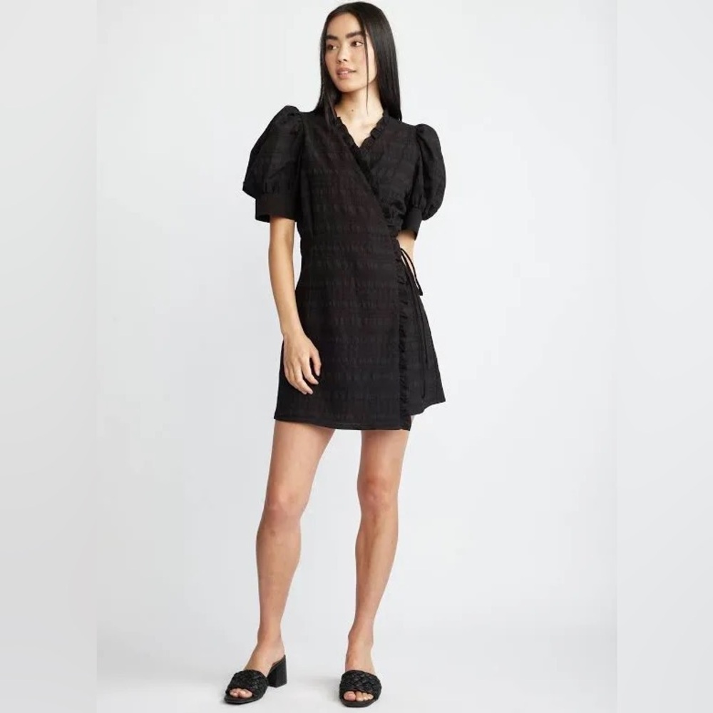 Self Contrast Black Linen Mini Wrap Dress